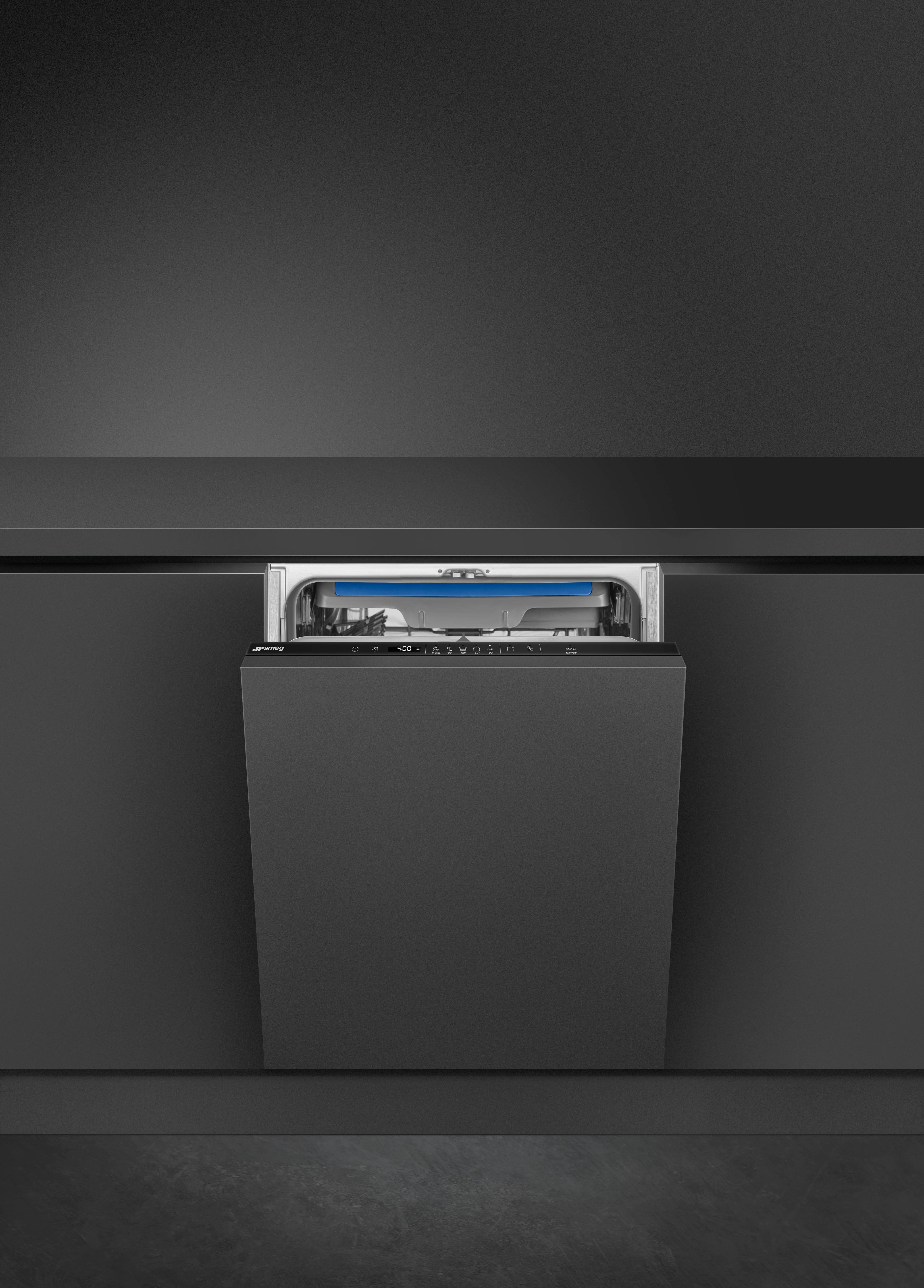 Smeg DI362DQ Freestanding Dishwasher - Silver